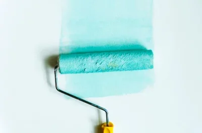 Peinture intérieure à la Regrippière — murs, plafonds et boiseries
